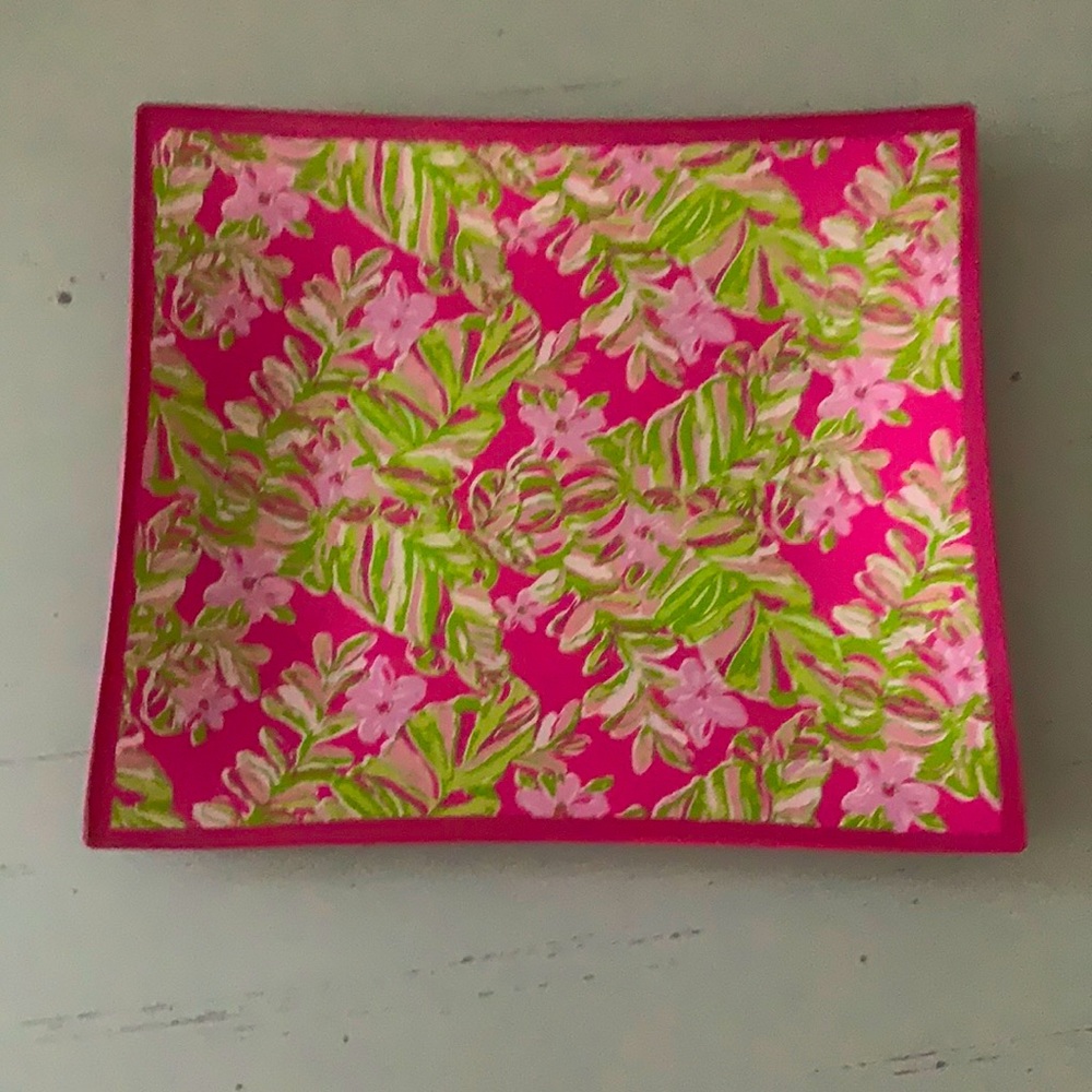 LillyPulitzer Catchall Tray JungleTumble Pink